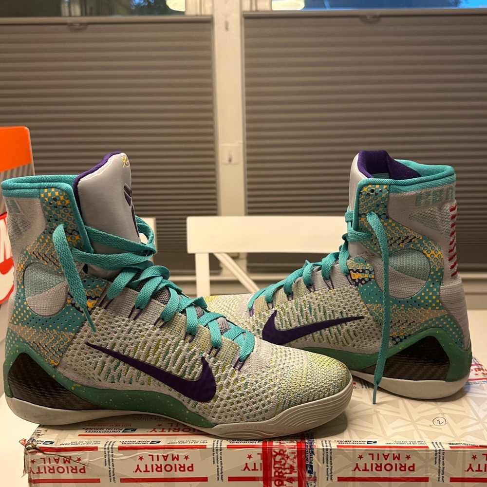 Nike Kobe Bryant 9 Elite Hero
Draft Day Expression size 10 excellent condition - Picture 3 of 10